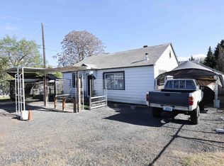 2702 Englewood Ave, Yakima, WA