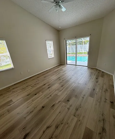11682 Fox Creek Dr — Photo 22