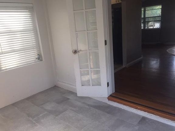 5th image of 2535 Taylor St