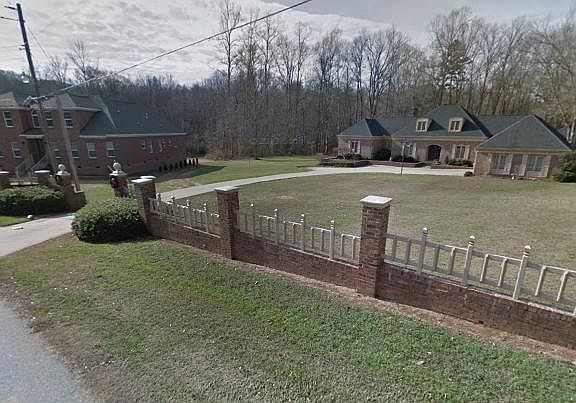 5th image of 121 Kingswood Cir
