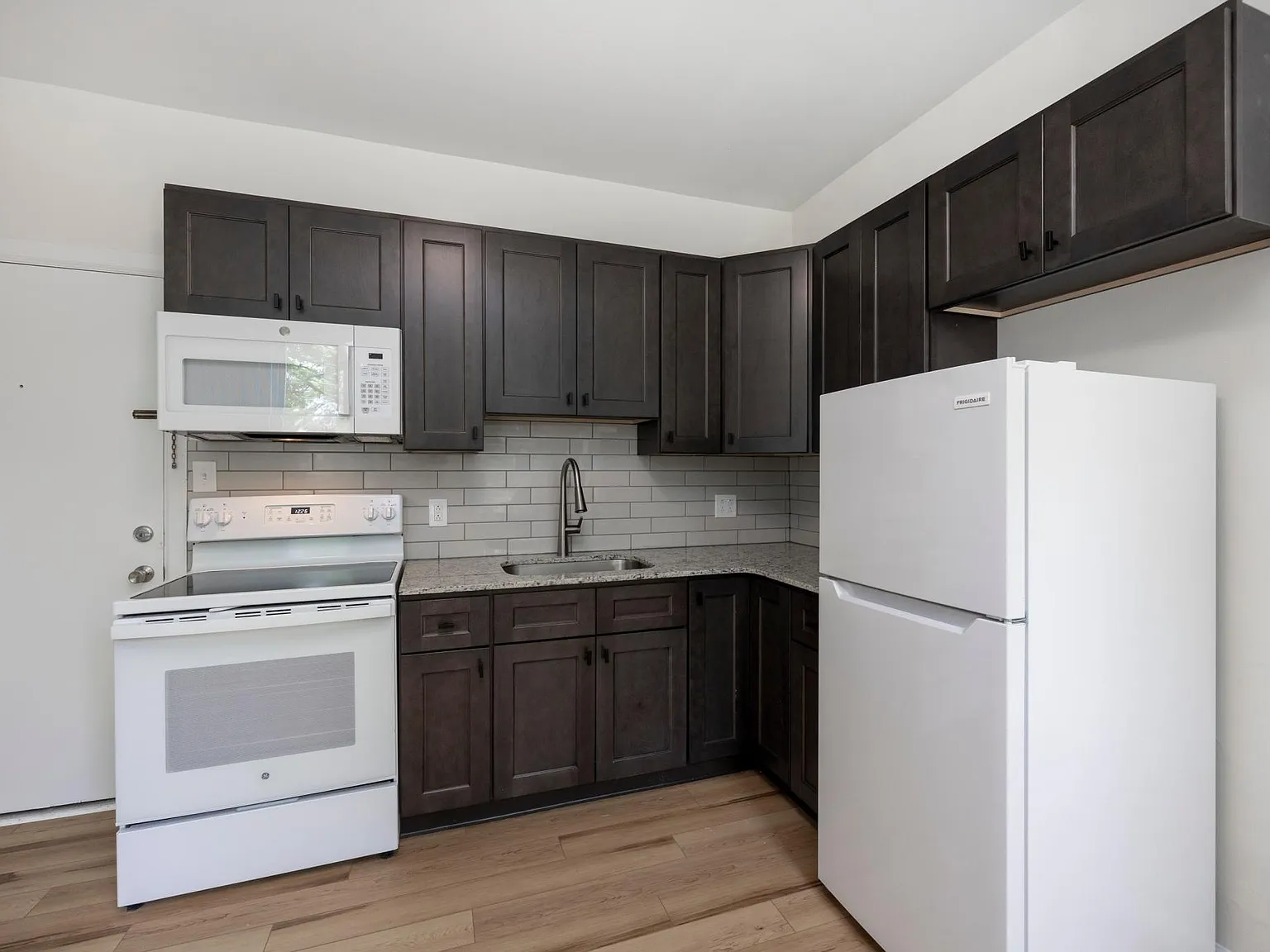 1 bed, 600 sqft, $1,495 — Photo 2