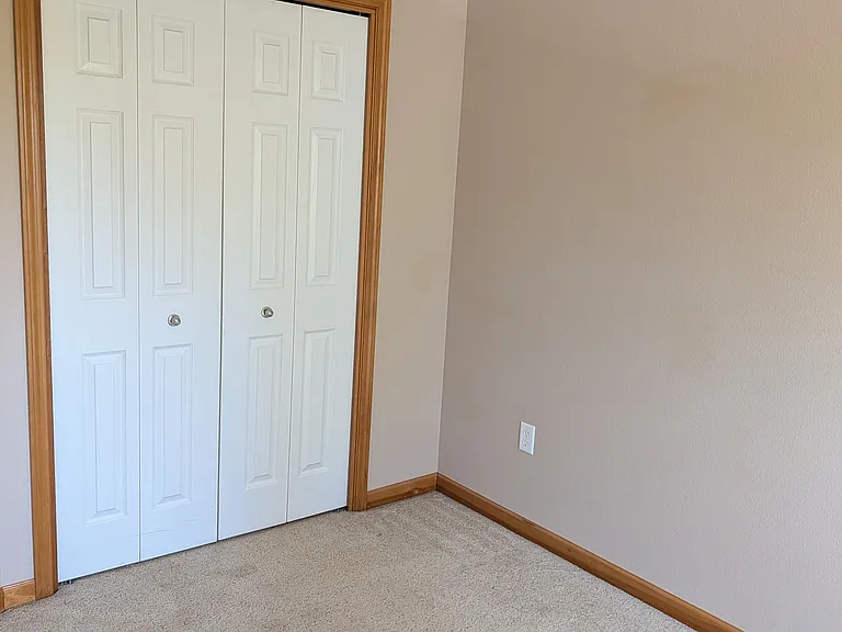 2311 NE Grandhaven St — Photo 9