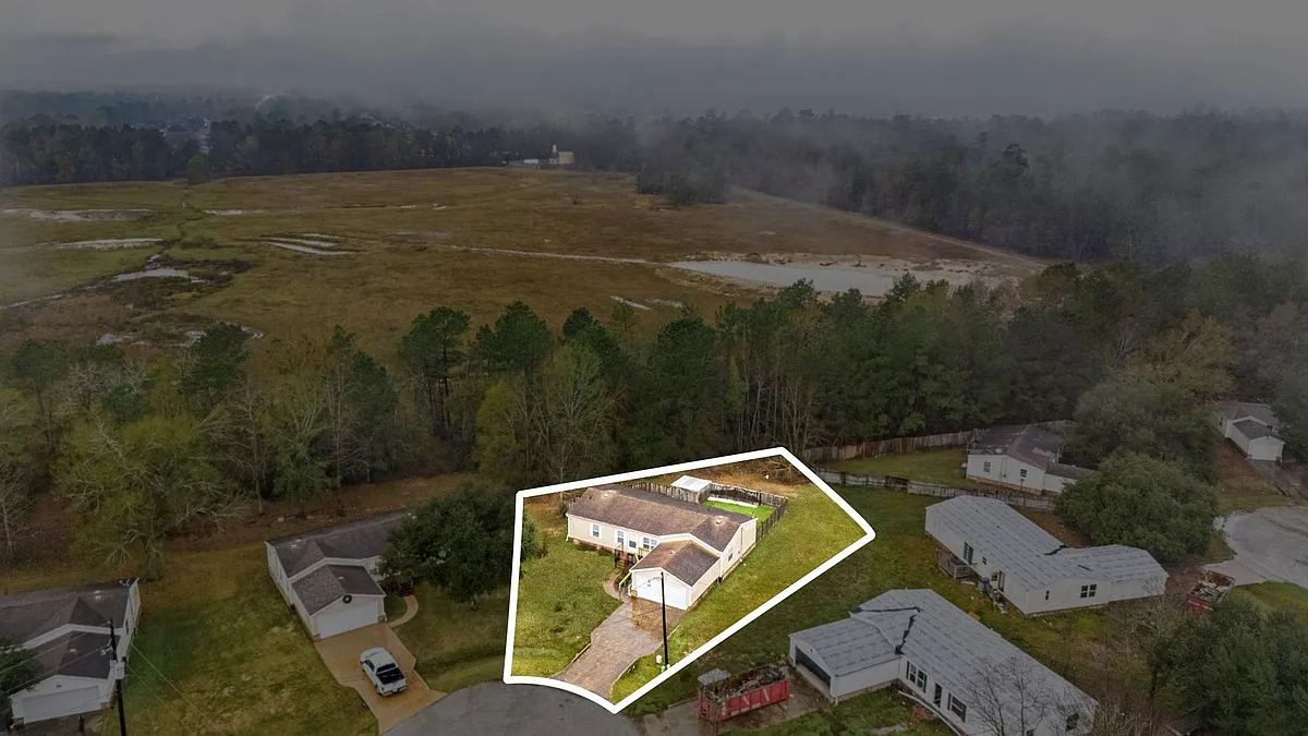 Building Photo - 16330 Hill Country Ct