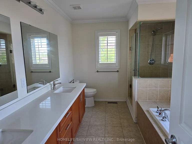 116 Sequin Dr — Photo 17