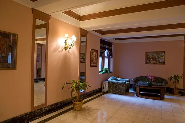 Sold by Stein-Perry | media 15