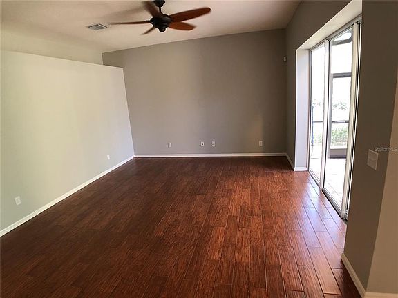 4th image of 2610 Abbey Grove Dr