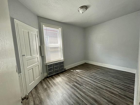 3rd image of 1302 W Allegheny Ave #3F