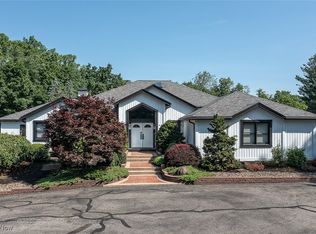 1655 Forest Dr, Medina, OH 44256