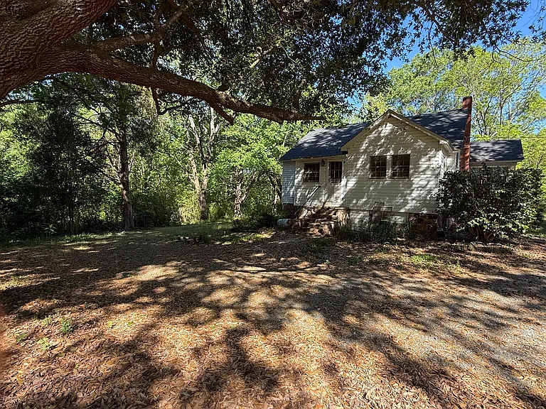 2109 Horne Town Rd — Photo 3