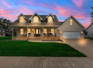 1662 11th Pl, Hobart, IN 46342