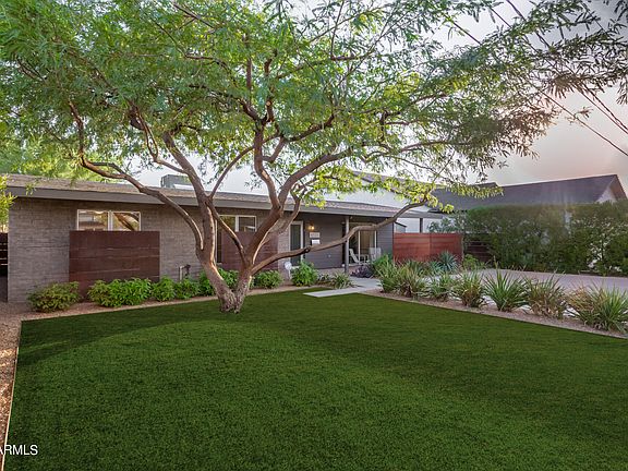 5th image of 4135 E GLENROSA Avenue