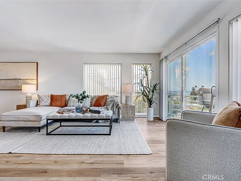 867 Aubrey Ct #2 — Photo 31