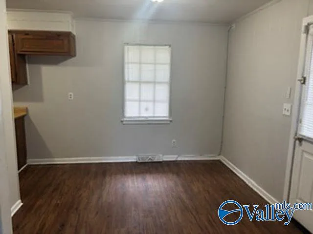 2416 Redmont Rd NW — Photo 4