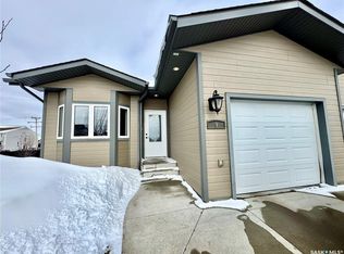 550 Southwood Dr #9, Prince Albert, SK S6V7Y8