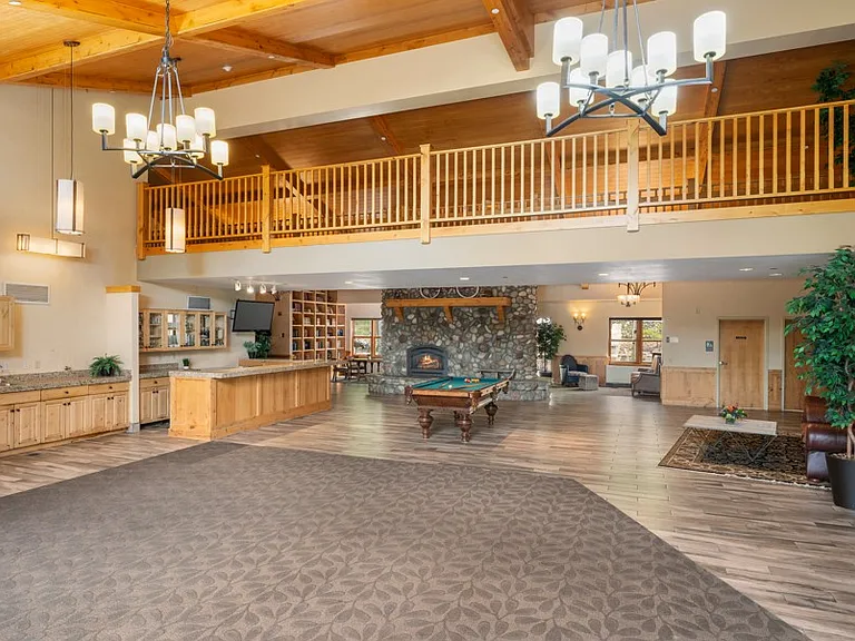 Legacy Lodge — Photo 2
