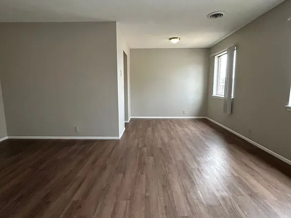 Eleganz Rentals (4619 N 56th Street)