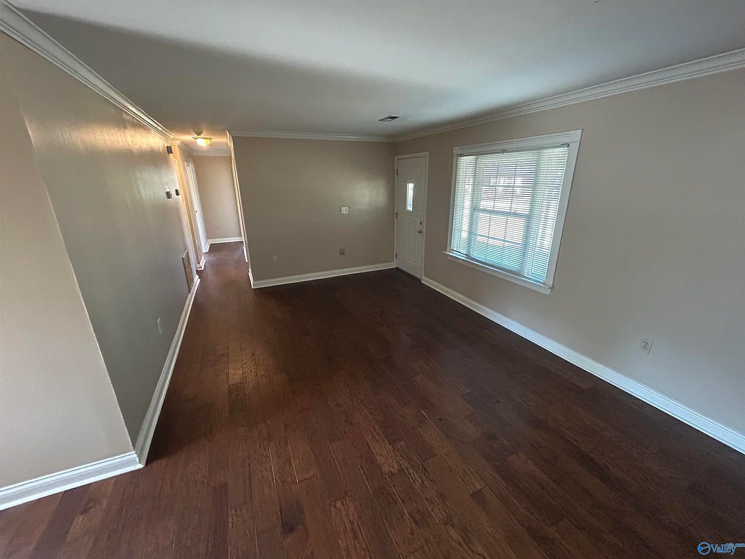 3 bed, 2.0 bath, 1464 sqft, $1,600 — Photo 4