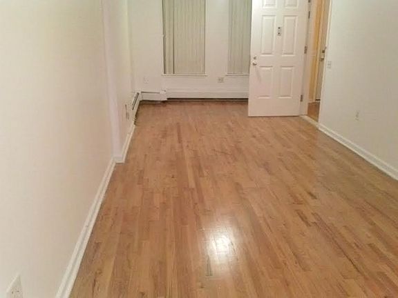 2nd image of 438 Putnam Ave APT 1
