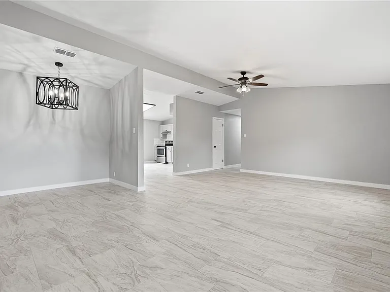 103 Magnolia Pl — Photo 6