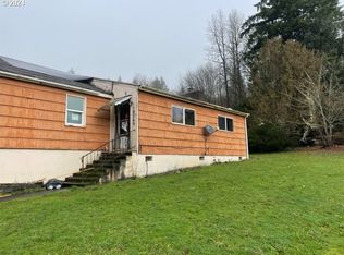 19769 Florence Dr, Clatskanie, OR 97016