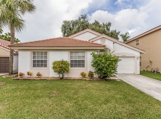 10579 Buttonwood Lake Dr, Boca Raton, FL 33498