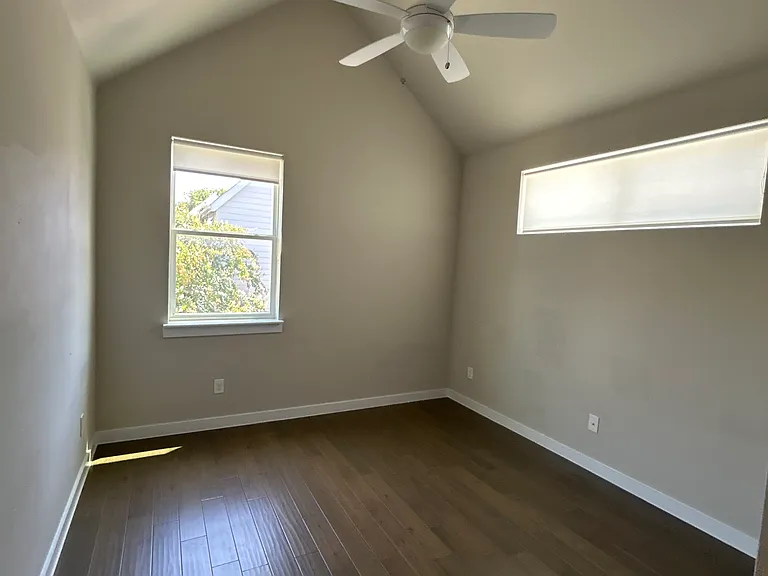 1229 Clifftop Ln — Photo 29