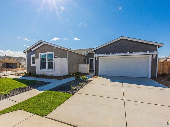 2nd image of 9203 Majestic Falls Ln