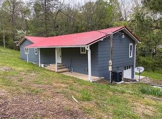 551 Hillcrest St, Clinton, TN 37716