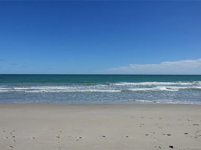 3880 N Highway A1A #905 — Photo 4