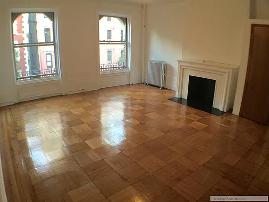 Rented by Sovereign Associates | media 15