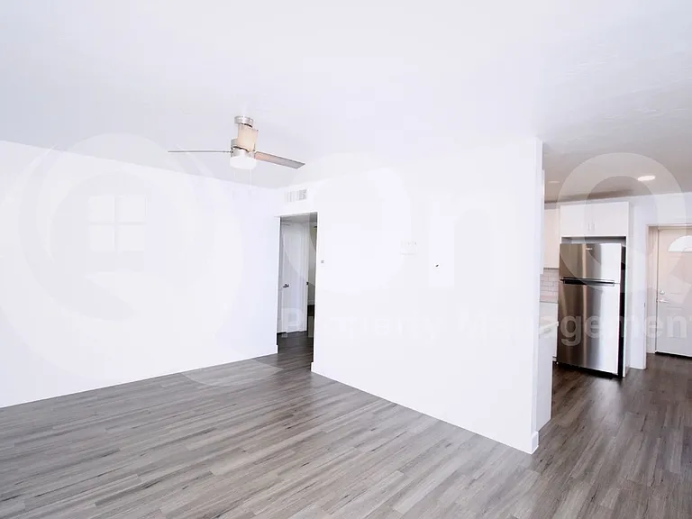 7625 N 12th St #8 — Photo 5