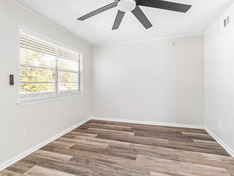 6631 Magnolia St — Photo 18
