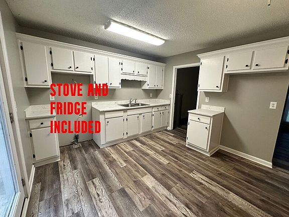 3rd image of 5997 Amber Hills Rd