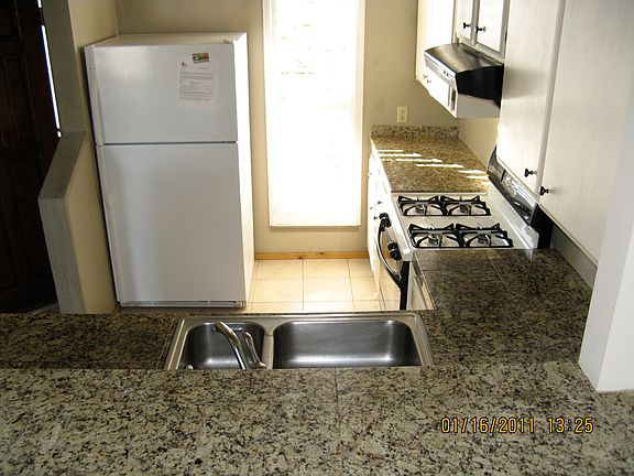5th image of 139 Rockwood Dr