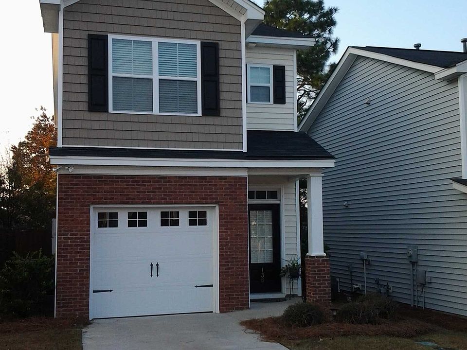 1st image of 138 Bonhomme Cir