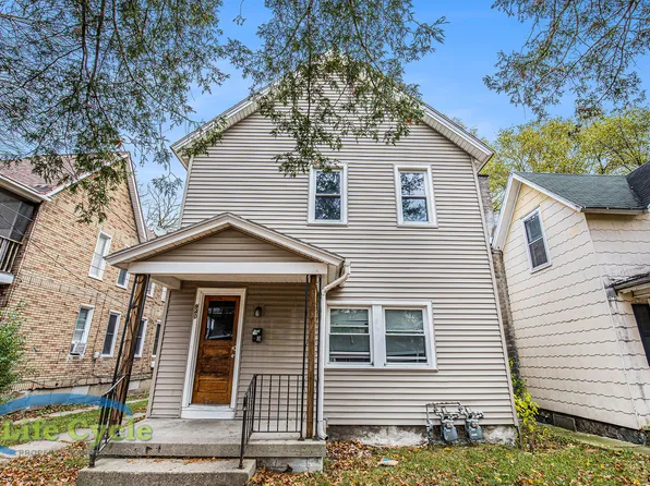 940 McReynolds Ave NW #2, Grand Rapids, MI 49504