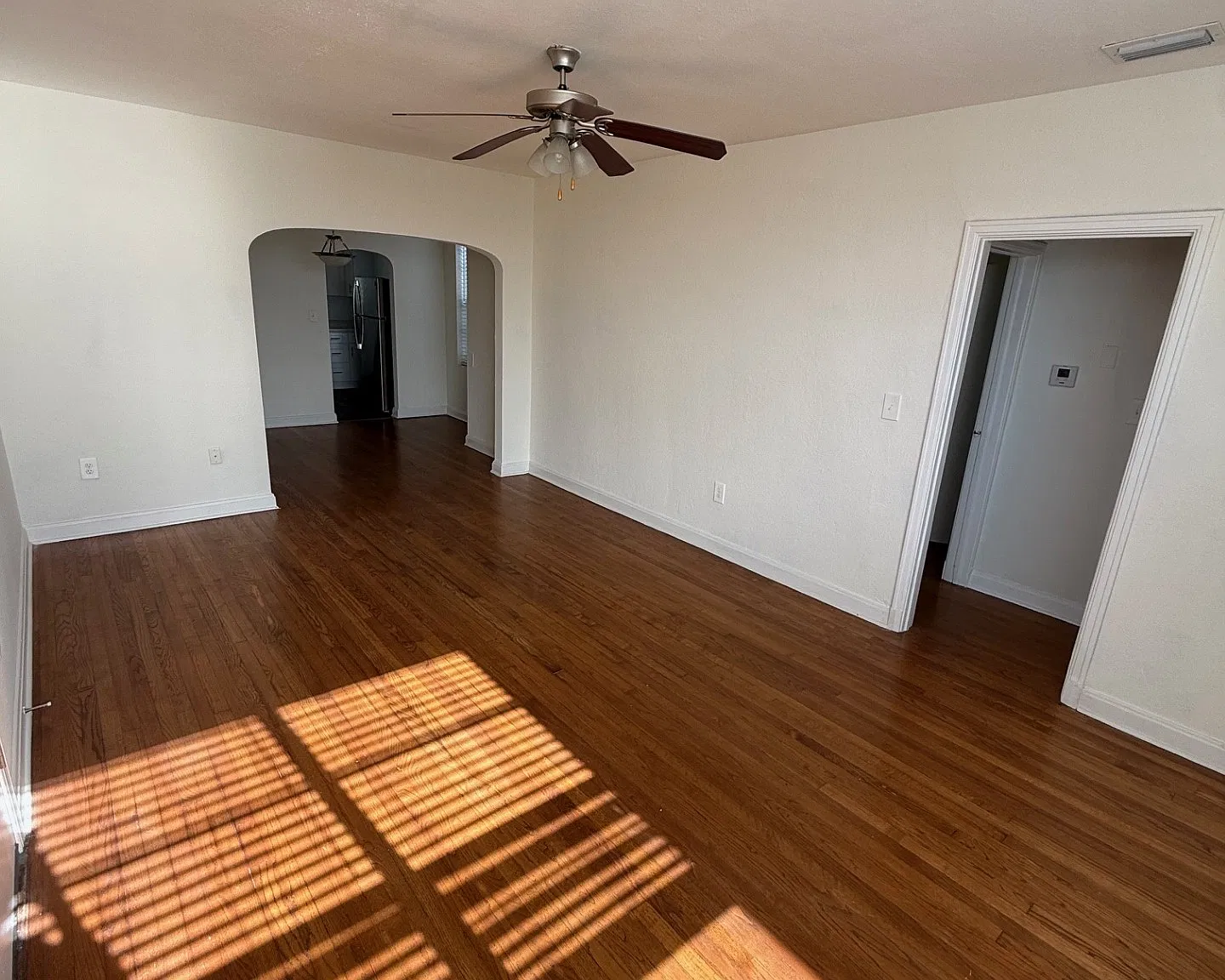 1 bed, 900 sqft, $1,649 — Photo 4