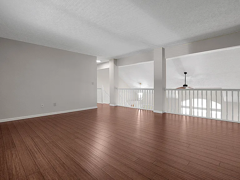 7961 Pinehill Rd — Photo 28