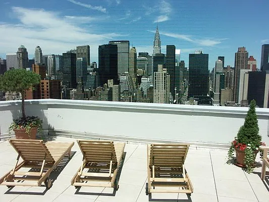 Rented by R New York | media 28