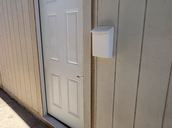 2506 Stanford Ave #B