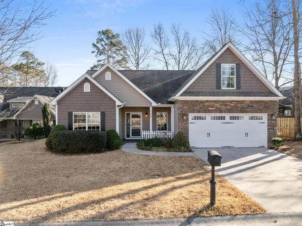 6 Leland Cypress Ct, Simpsonville, SC 29681