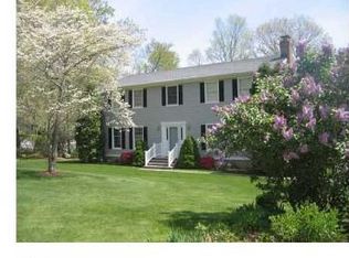 10 Spring Rock Rd, East Lyme, CT 06333