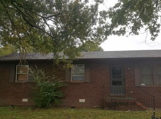 216 Erwin Cir, Ledbetter, KY 42058