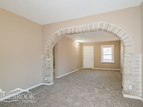 4th image of 1411 Tamerton Ave