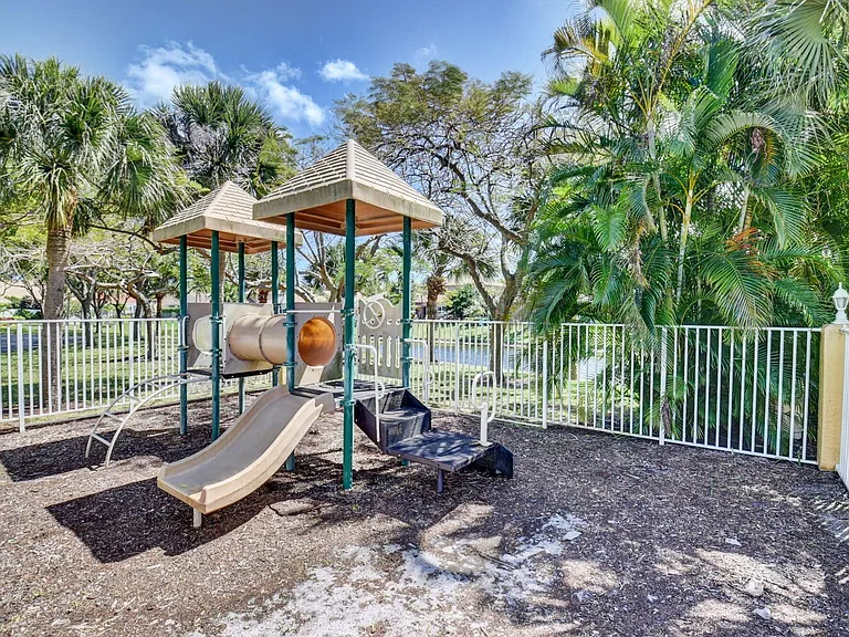 621 Anchor Point — Photo 8
