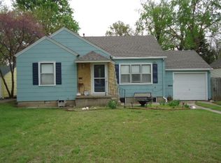 72 Elmwood Ave, Ponca City, OK 74601
