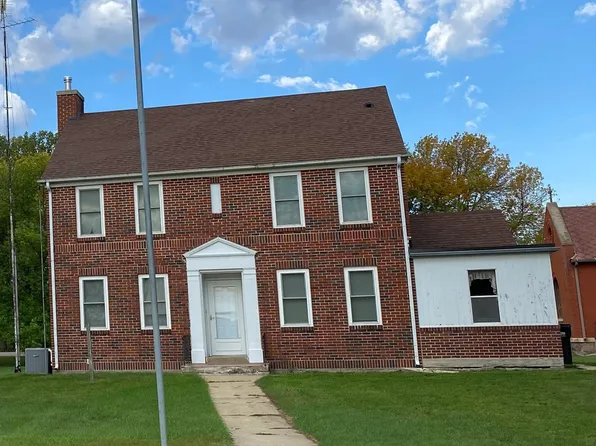 501 3rd St S, Murdock, MN 56271