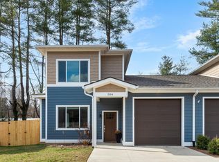 504 Magnolia Creek Ln, Black Mountain, NC 28711