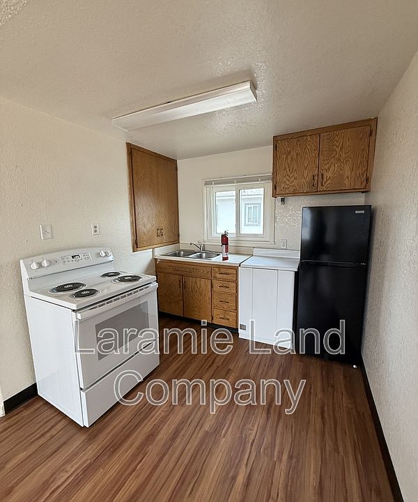 1st image of 859 N 4th St #12