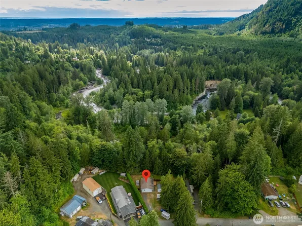13020 W Loop View Drive, Granite Falls, WA 98252